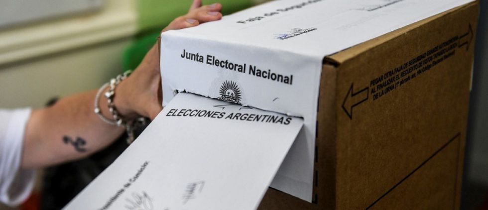 Argentina: Sondeo prevé segunda vuelta
