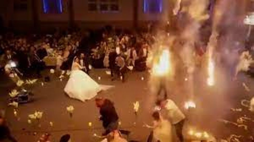 VIDEO: Así se desató el incendio que se cobró más de 100 vidas en una boda en Irak