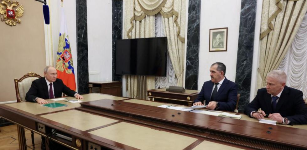 Putin escenifica su control del Grupo Wagner