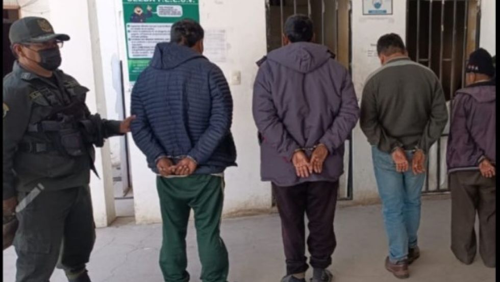 Aprehenden a cuatro personas acusadas de la violación a una menor de 16 años 