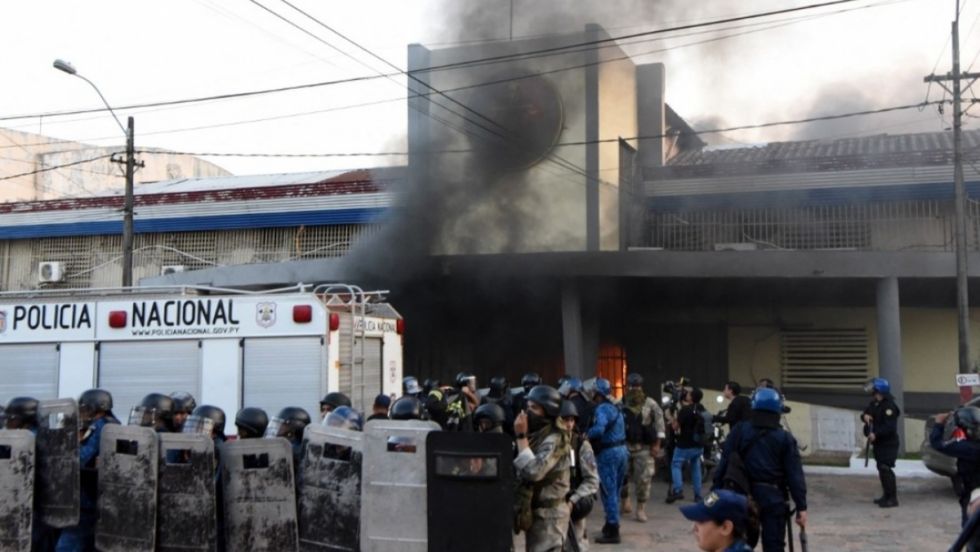 Presos realizan un motín en una cárcel de Paraguay