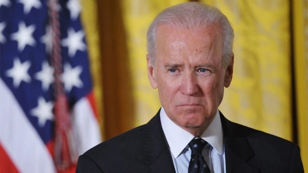 Grupos LGBTQ de EEUU apoyan reelección de Biden