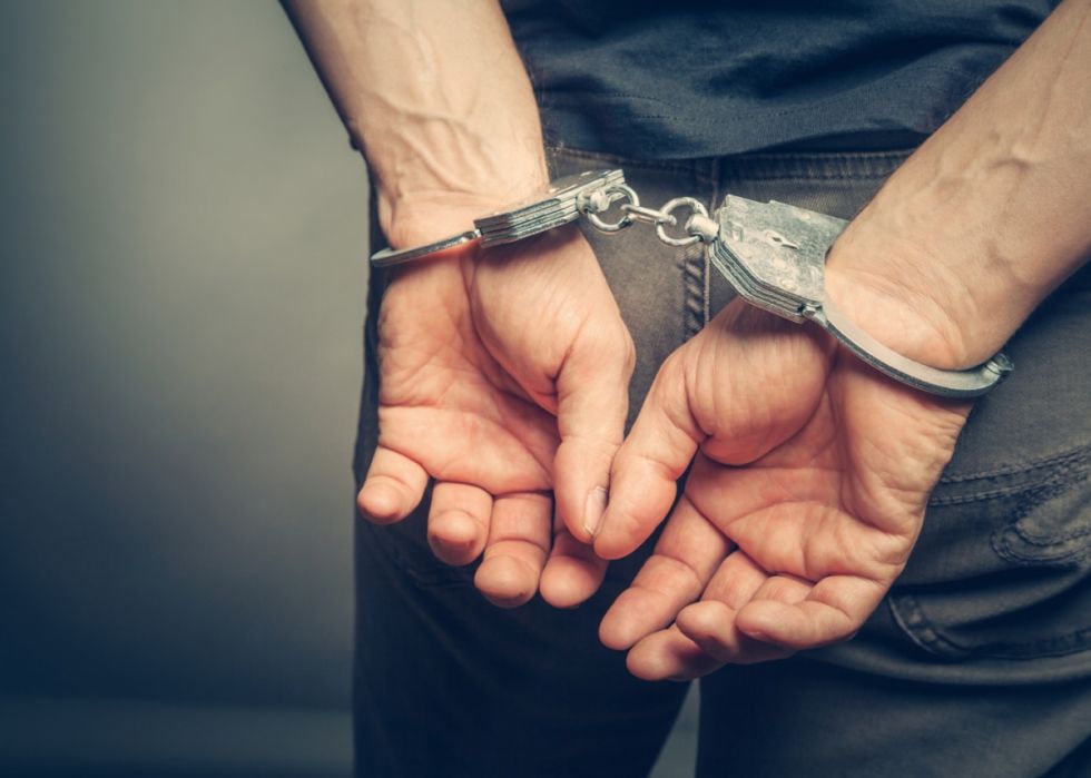 Policía sindicado de estupro en Tarija es enviado a Morros Blancos
