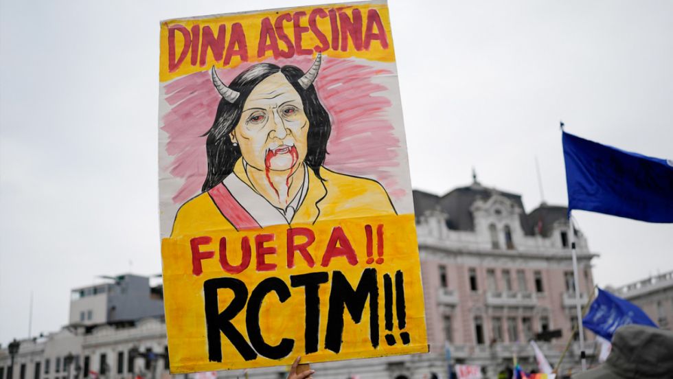 Protestan contra Boluarte en su gira en Alemania