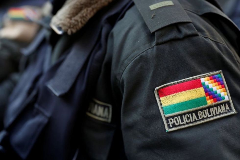 Policía acusado por estupro puede ser dado de baja