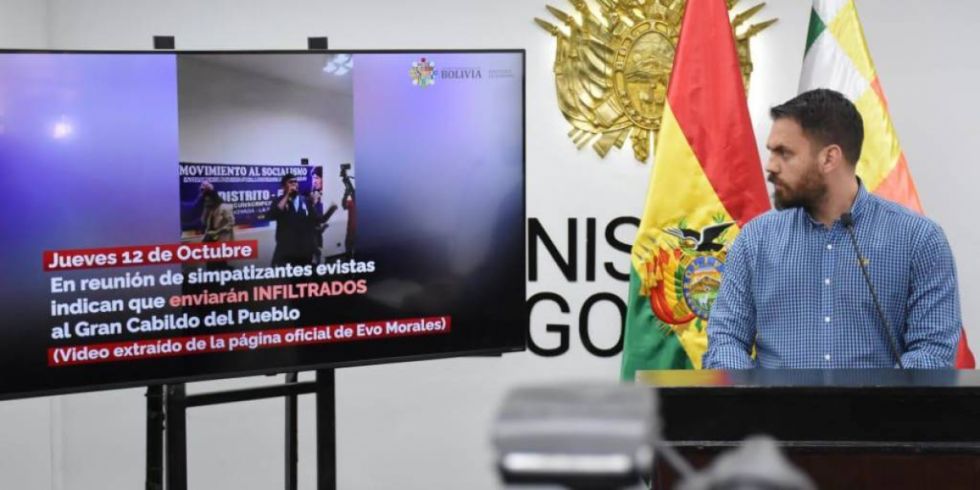 Del Castillo denuncia que ‘evistas’ pagarán para generar disturbios en cabildo y confirma un aprehendido