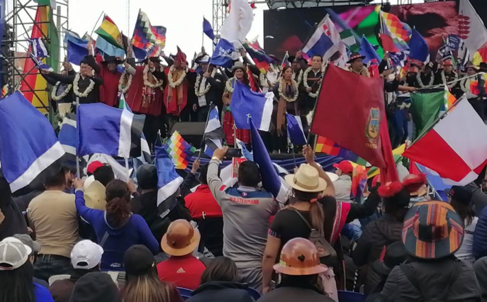 Cabildo decide convocar otro Congreso del MAS-IPSP y desconocer el de Lauca Ñ