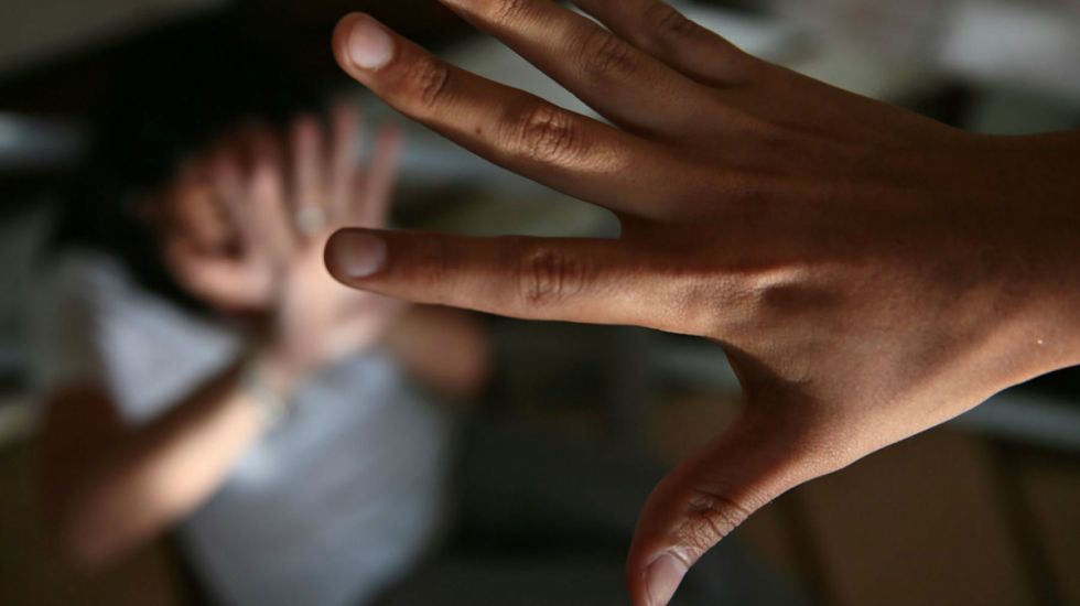 Mensajes de WhatsApp develaron que una menor era violada por su hermano 