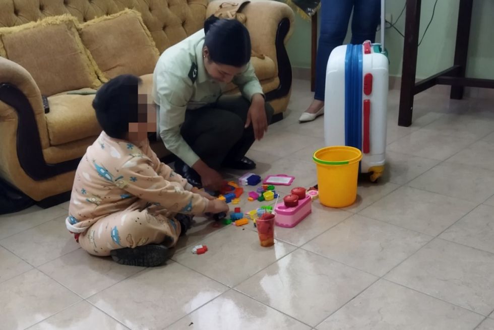 Taxista rescata a niño de 5 años que buscaba solo a su madre en Tarija