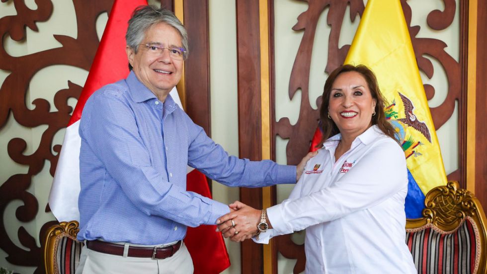 Lasso se reúne con Boluarte en Lima