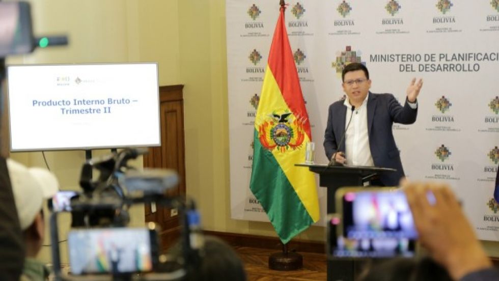 Gobierno reporta un crecimiento del 2,21%