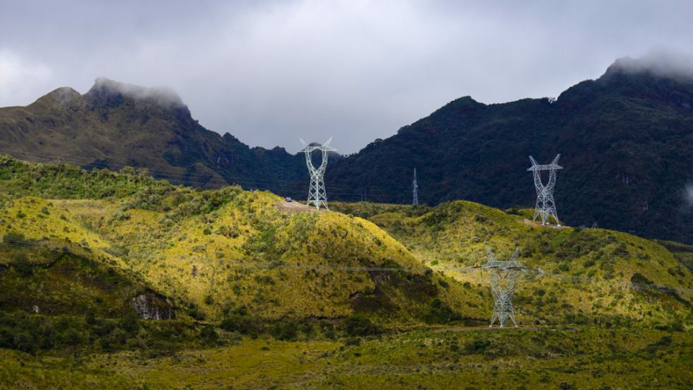 Racionamiento de energía: Vuelven los apagones a Ecuador