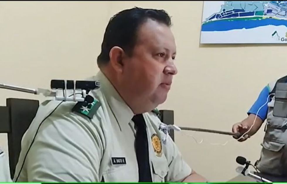 Sujeto amedrentó a su novia utilizando un arma de fuego