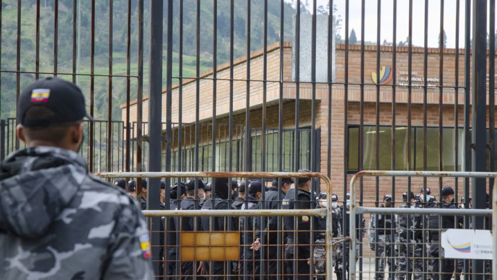 Ecuador: Denuncian "incidentes" en varias cárceles