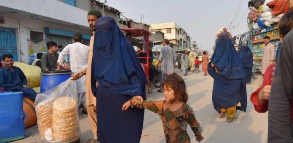 Pakistán deportará a dos millones de afganos a partir de mañana