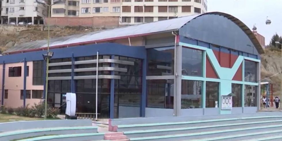 Niño muere ahogado tras un ataque de epilepsia en una piscina en La Paz