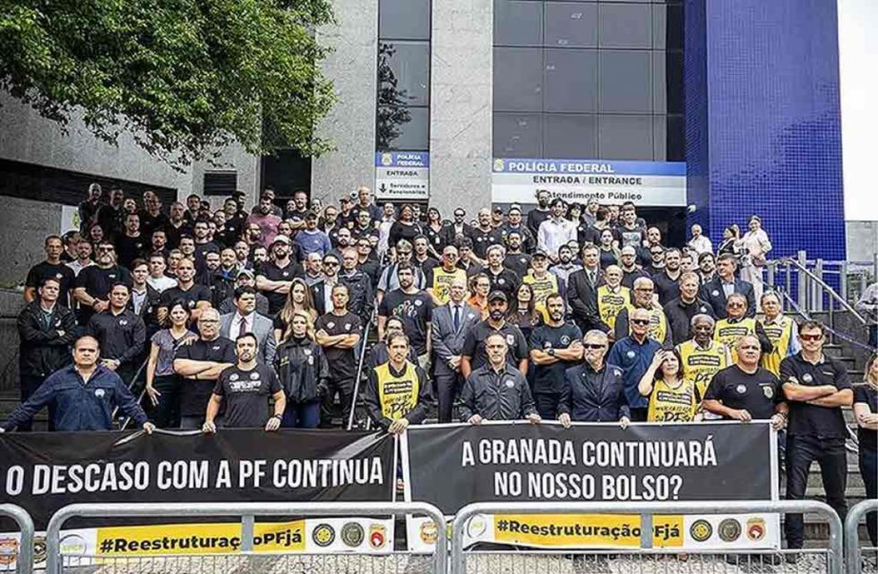 Brasil: Policías piden una reestructuración salarial
