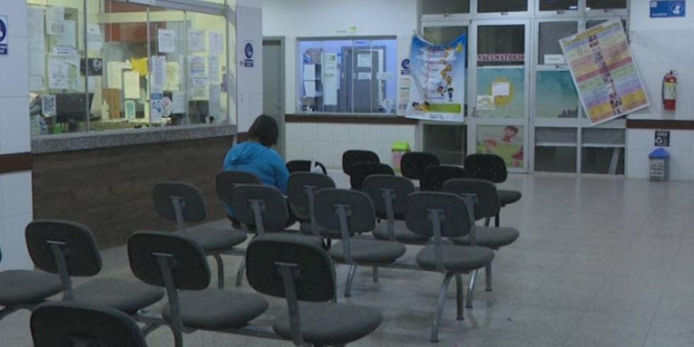 Denuncian negligencia: Paciente fue declarado muerto, la funeraria lo revisó y detectó que estaba con vida