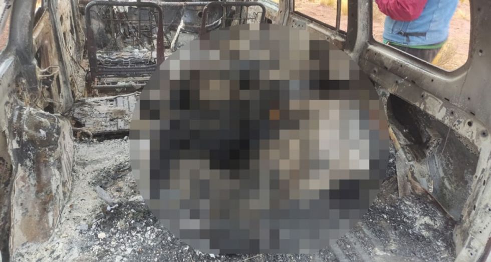 Recuperan los cuerpos de padre e hijo quemados vivos en el Norte de Potosí