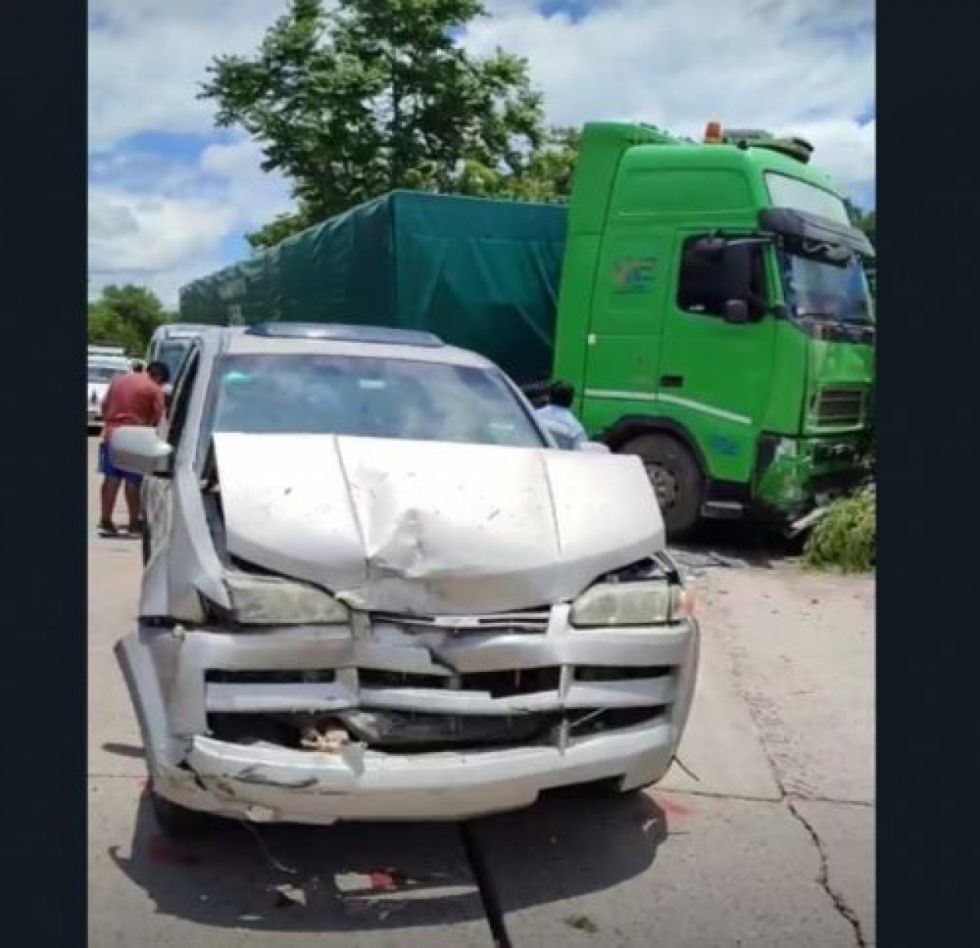 Cuádruple colisión en Yacuiba deja daños materiales de consideración y heridos