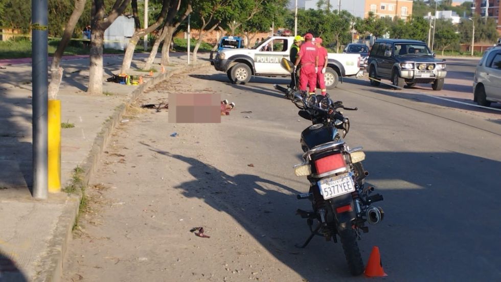 Tarija: Motociclista pierde la vida en un accidente en la avenida Integración