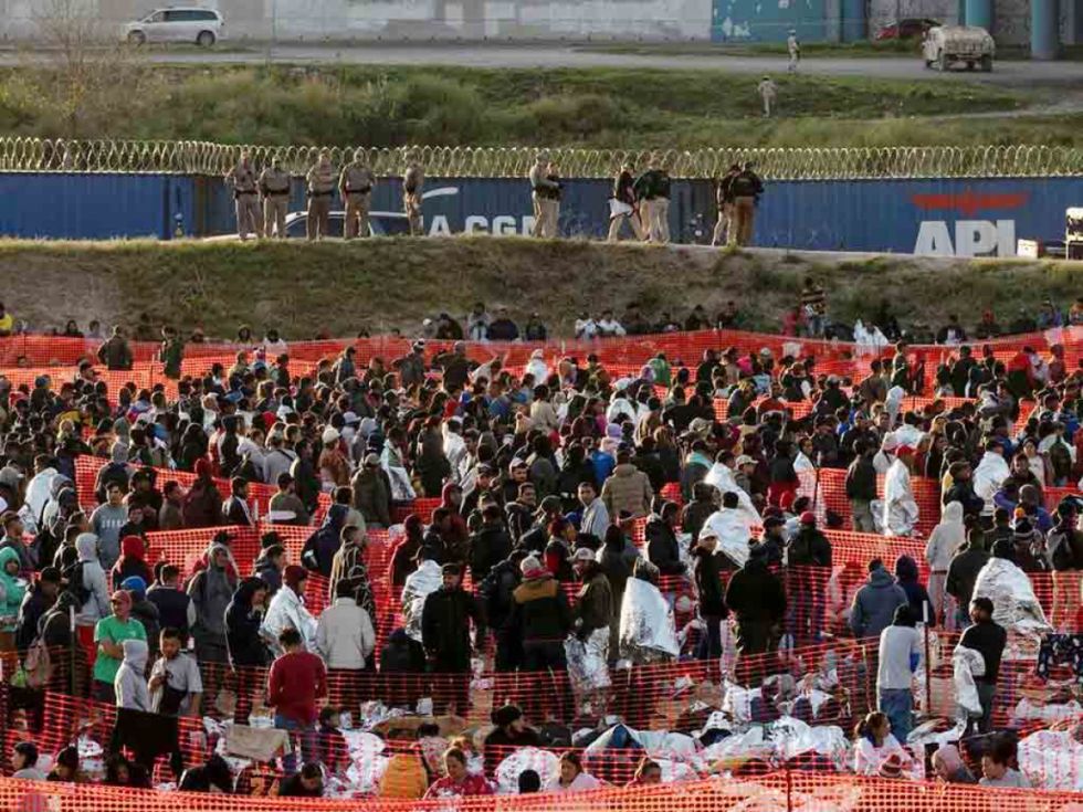 Crisis migratoria escala en frontera EEUU-México