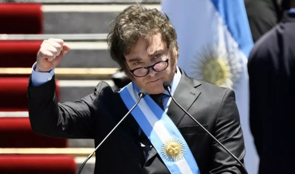 Juez admite abrir proceso contra el DNU de Milei