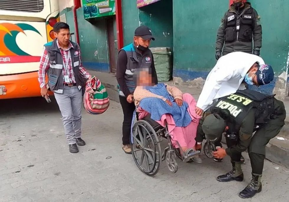 Cinco ancianos fueron "pildoreados" durante su viaje en bus y les robaron sus pertenencias