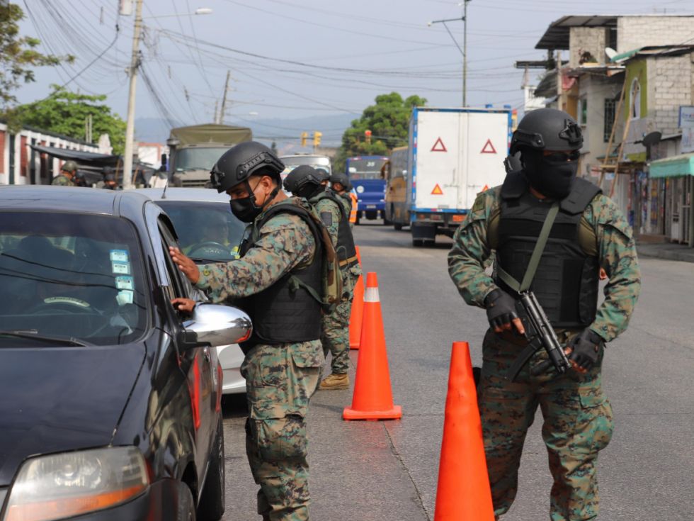 Noboa decreta estado de excepción en Ecuador