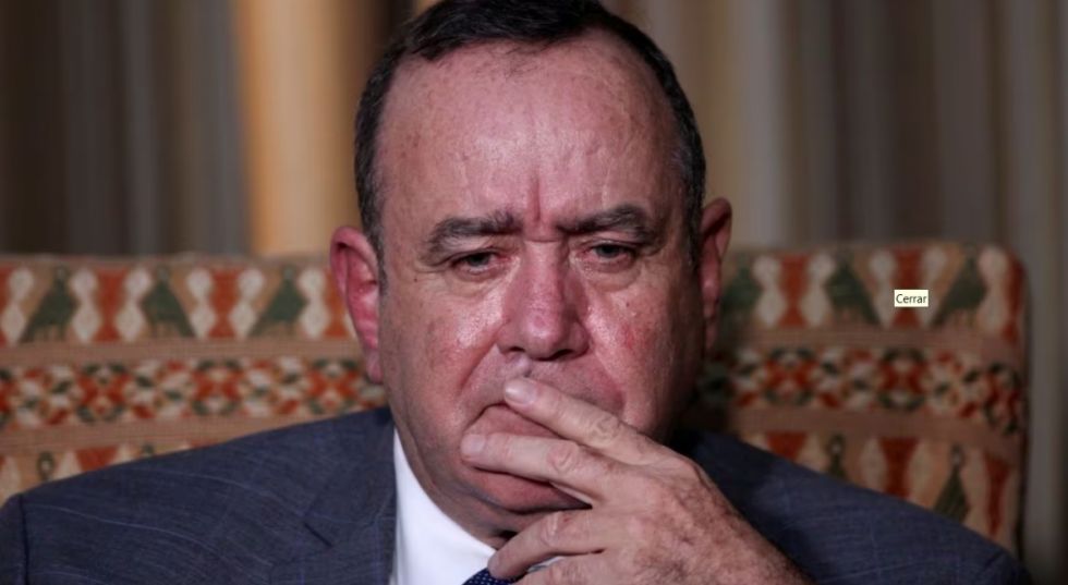 Guatemala: Sancionan por corrupción a Giamattei