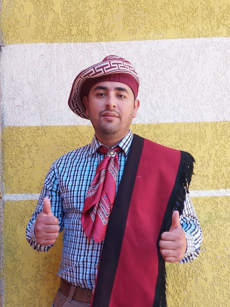 “Puesteñito”, llegando a donde quiere con sus costumbres musicales
