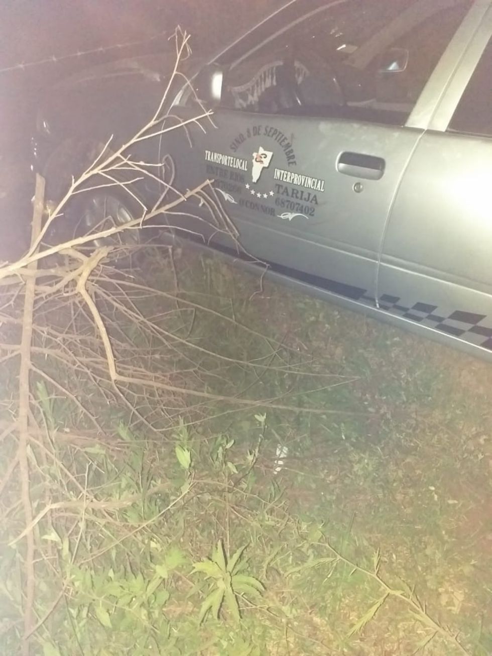 Mujer que atropelló a un padre y su hijo niega ayuda a la familia