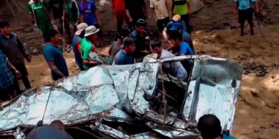 Mazamorra en Irupana deja 3 muertos y dos desaparecidos