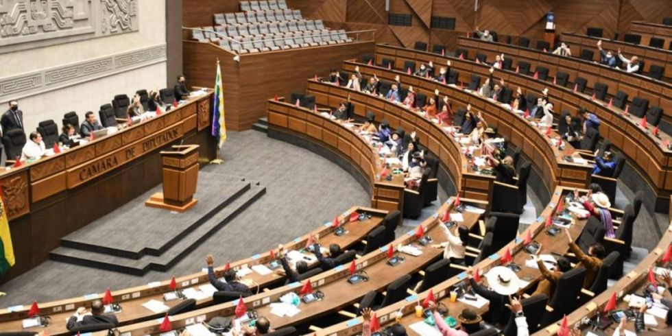 En medio de presiones, el Legislativo sesiona este lunes para viabilizar las elecciones judiciales