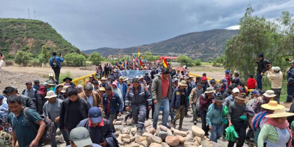 Arce anuncia que promulgará hoy la ley de judiciales, levantan bloqueos en Cochabamba