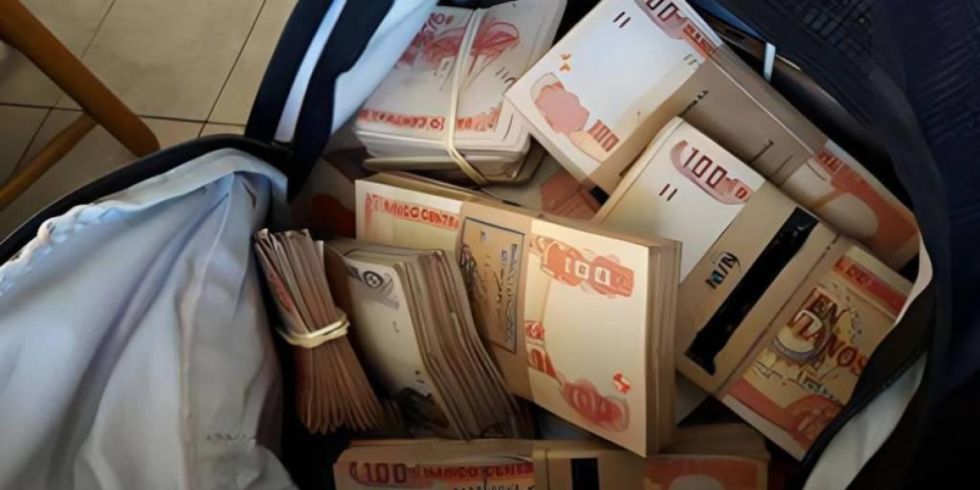 Una mujer fue arrestada con Bs 300.000 en Desaguadero