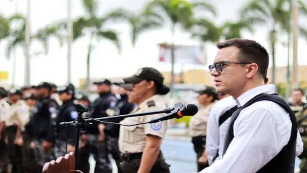 Noboa convoca a referéndum y consulta popular sobre seguridad