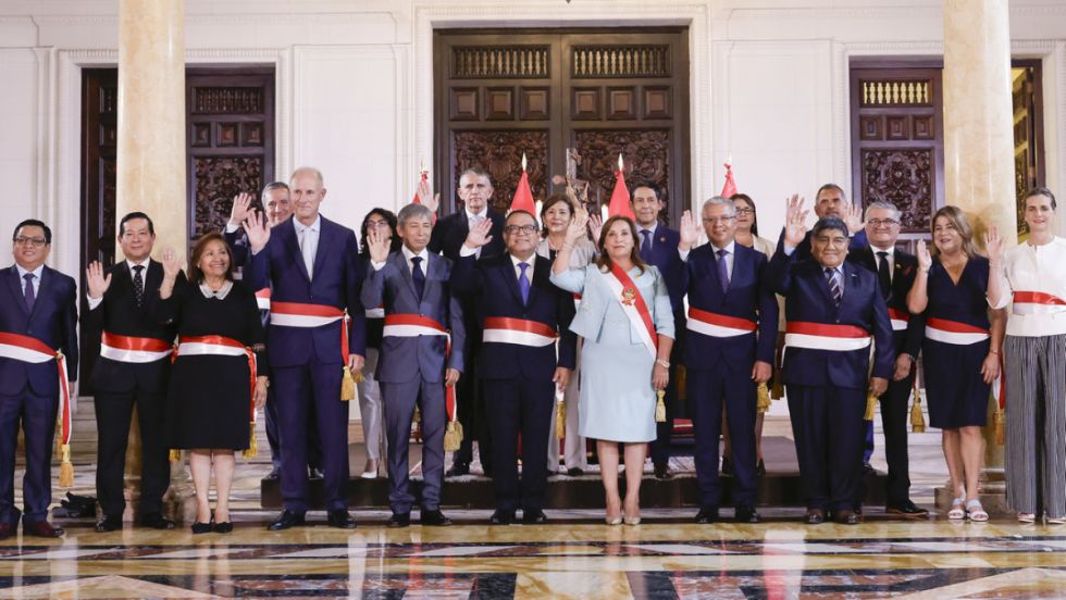 Las reacciones a los cambios de gabinete en Perú