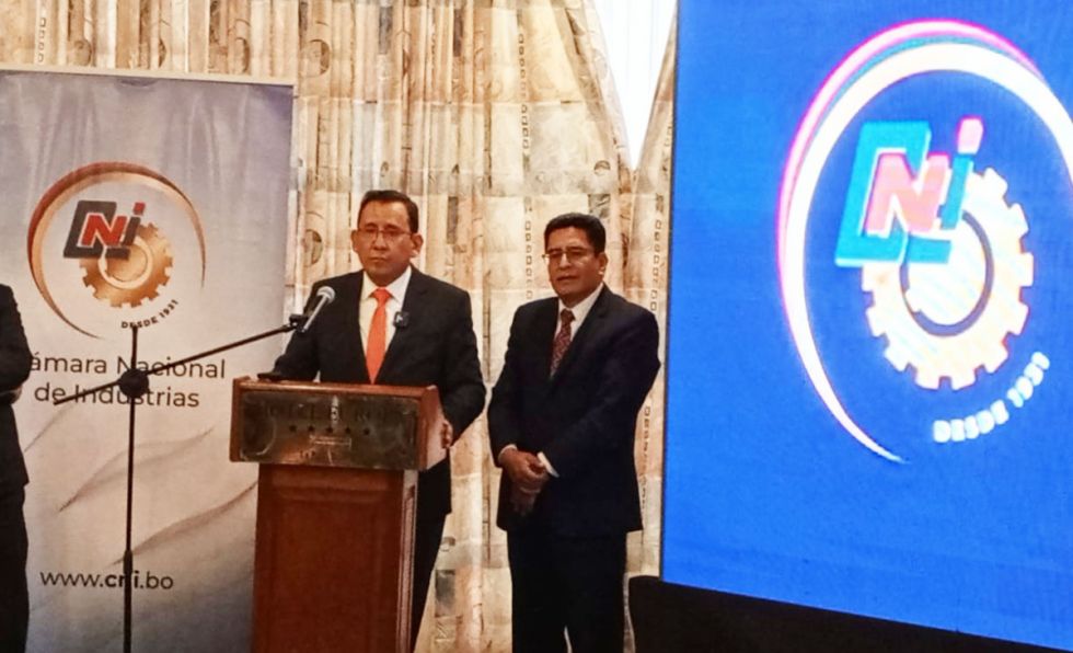 Industriales presentan proyecto de ley para sancionar los bloqueos y vandalismo
