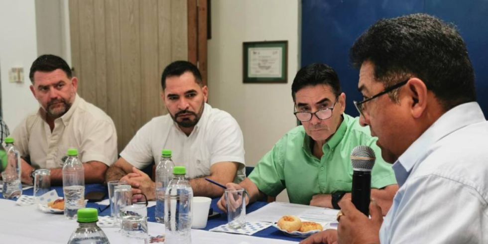 Productores lamentan que el uso de biotecnología no fuera considerado en el acuerdo entre Gobierno y empresarios