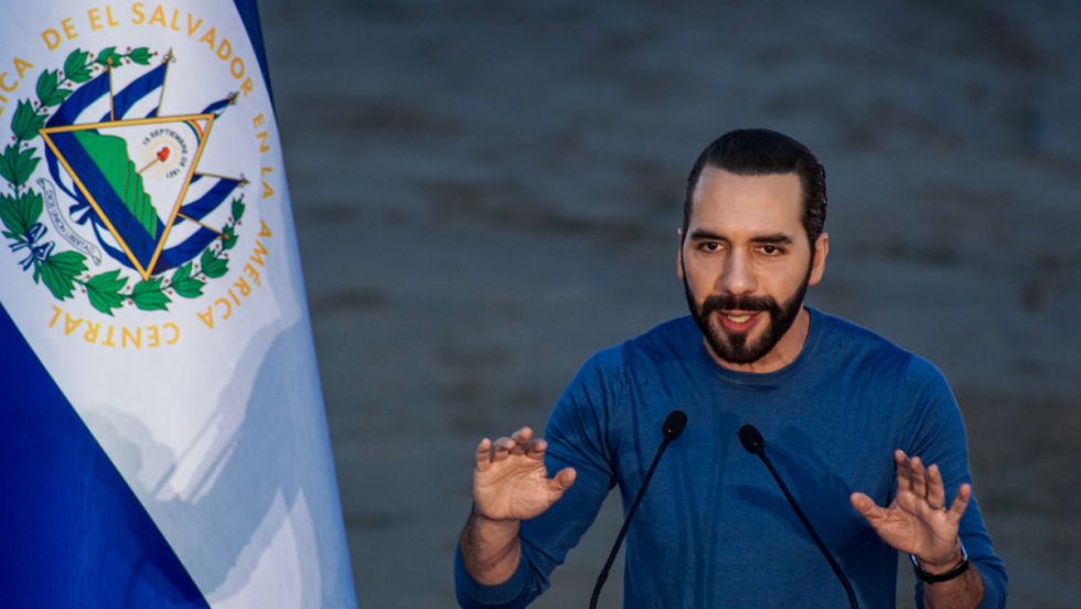 Partido de Bukele arrasa al lograr 54 diputaciones