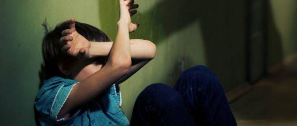 “Mami, ya no le pegues”: el clamor de una niña que grabó a su mamá golpeando a sus hermanos pequeños