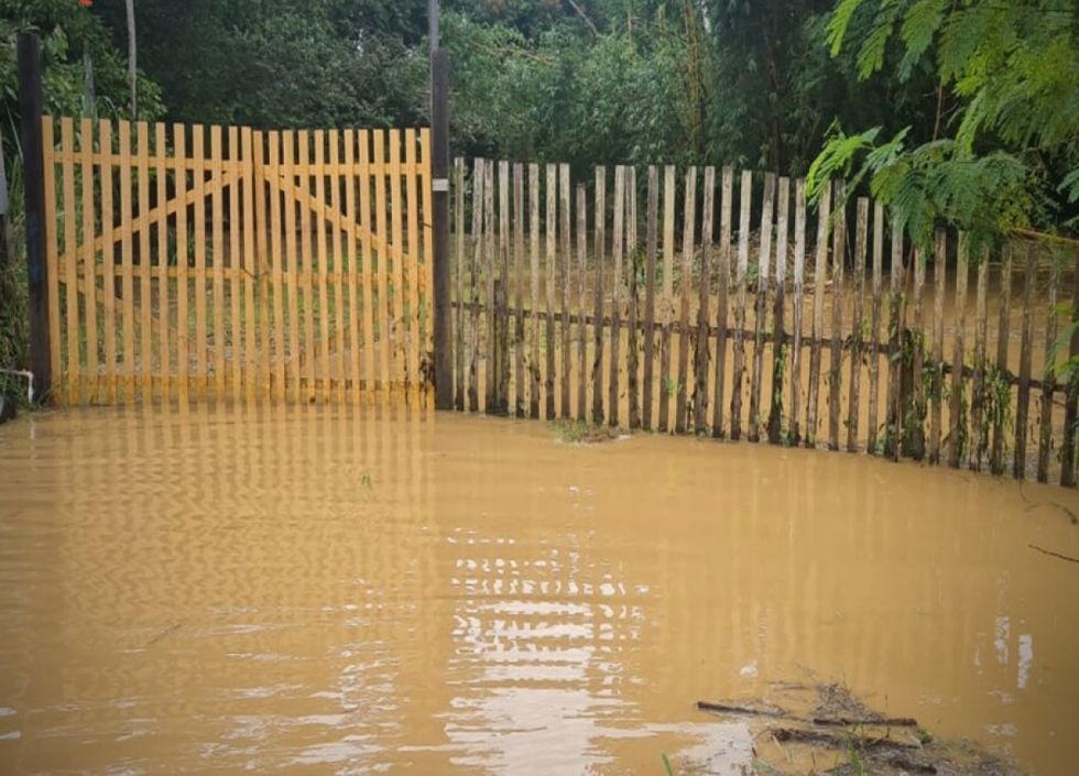 Cobija bajo alerta roja luego de las inundaciones