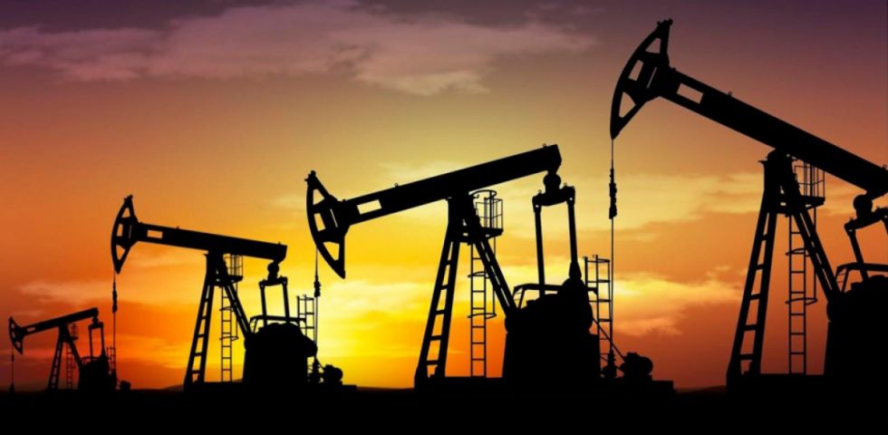 OPEP+ extiende recortes de petróleo para subir precios