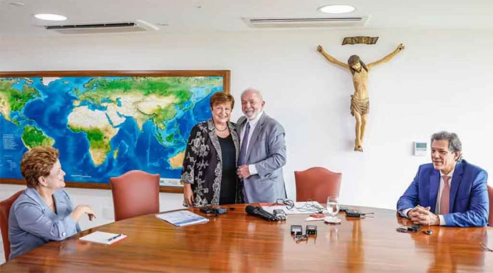 Lula y directora del FMI debatieron en Brasil