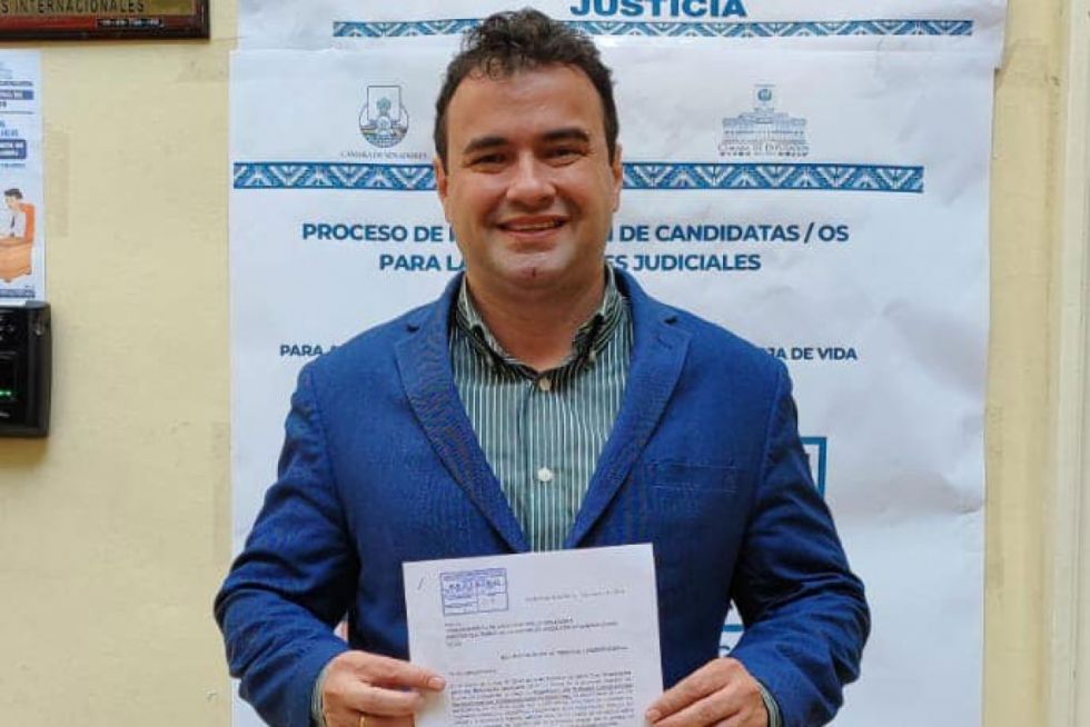 Un magistrado del TSJ ahora se postula para el Tribunal Constitucional