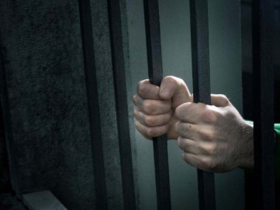 Sentencian a joven que violó a su prima