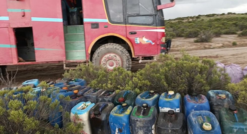 Militares incautan 1.000 litros de diésel en Charaña