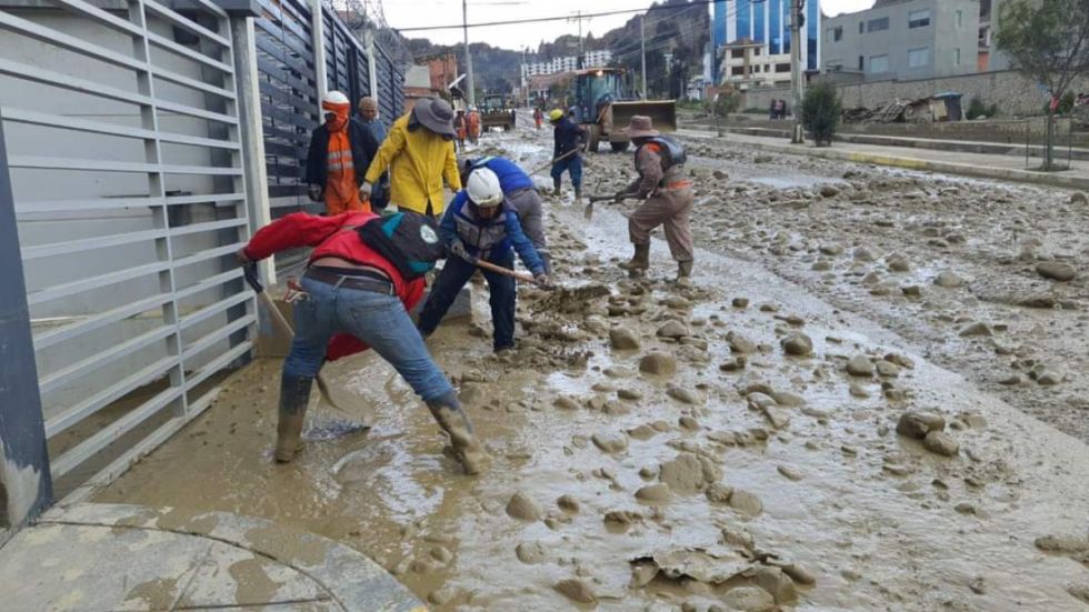 CAF realiza donación para enfrentar eventos naturales extremos en Bolivia
