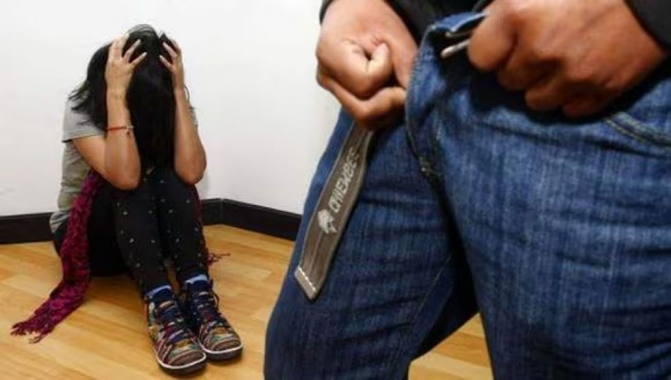 Lo encarcelan por violar y embarazar a su prima